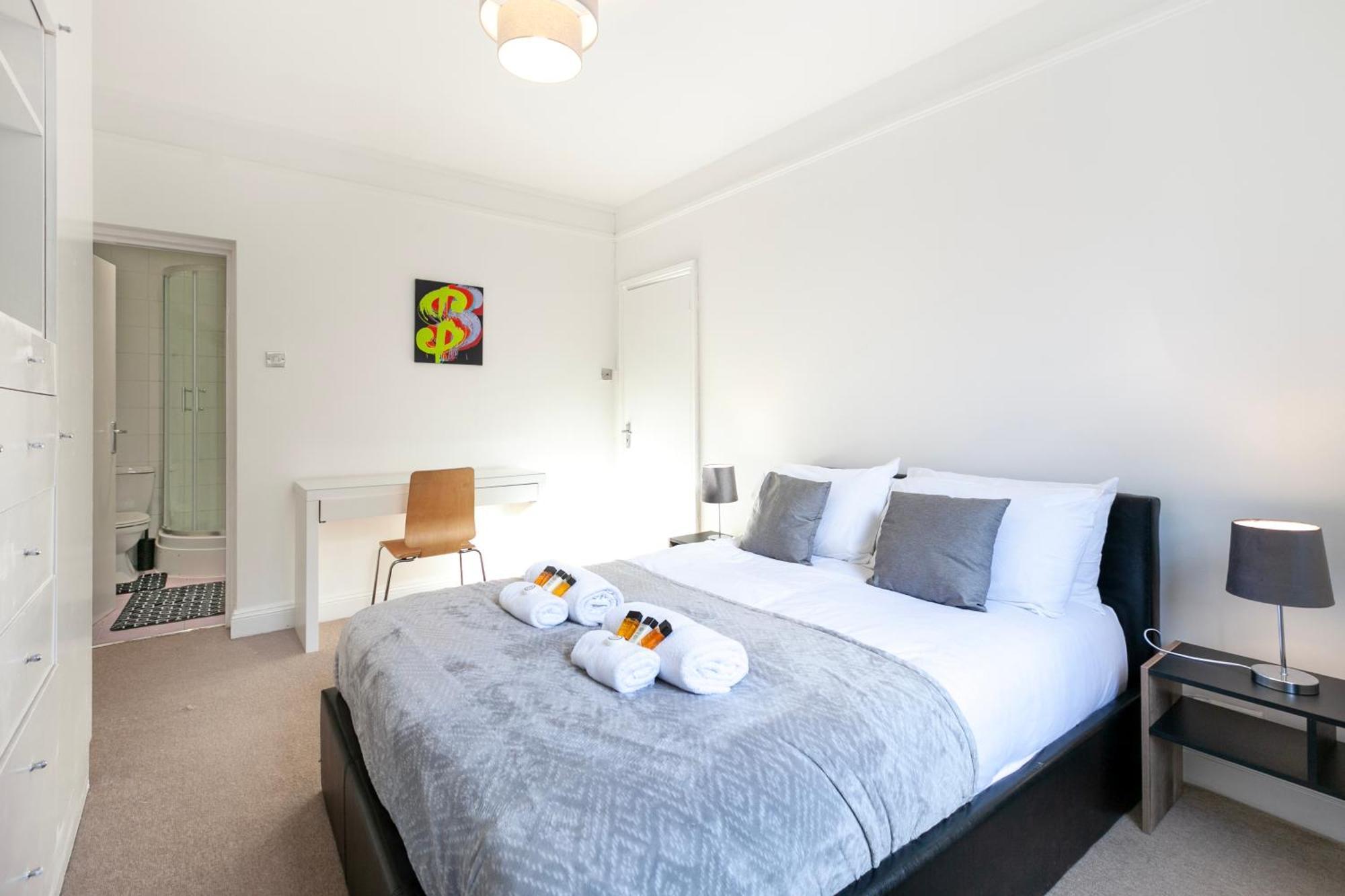 Beautiful 3 Bedroom Flat In Scott Ellis Gardens Лондон Экстерьер фото