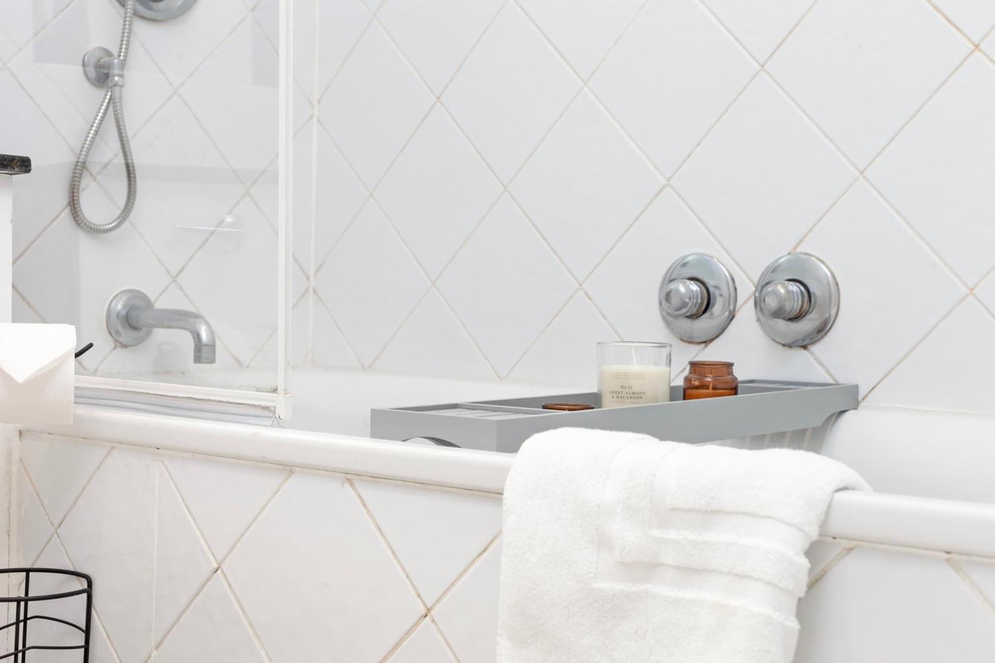 Beautiful 3 Bedroom Flat In Scott Ellis Gardens Лондон Экстерьер фото